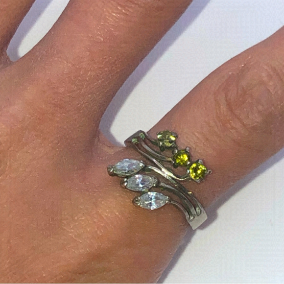 STERLING Silver w Green & Clear / White Cz Stones Vines Design Sz 8 - Picture 5 of 7